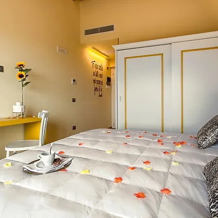 酒店 Bellavistarelax 朱利亚诺瓦