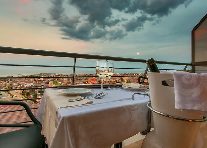 Bellavistarelax Отель Джулианова